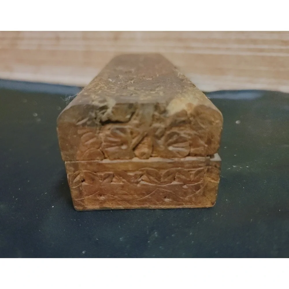Vintage Hand Carved Floral Wooden Pencil Box Hinged Lid 8 Inch